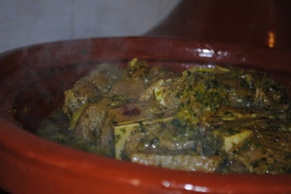 Tajine de boeuf aux artichauts, petits pois
