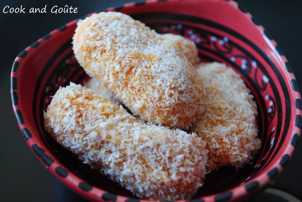 Biscuits  enrobés à la noix de coco