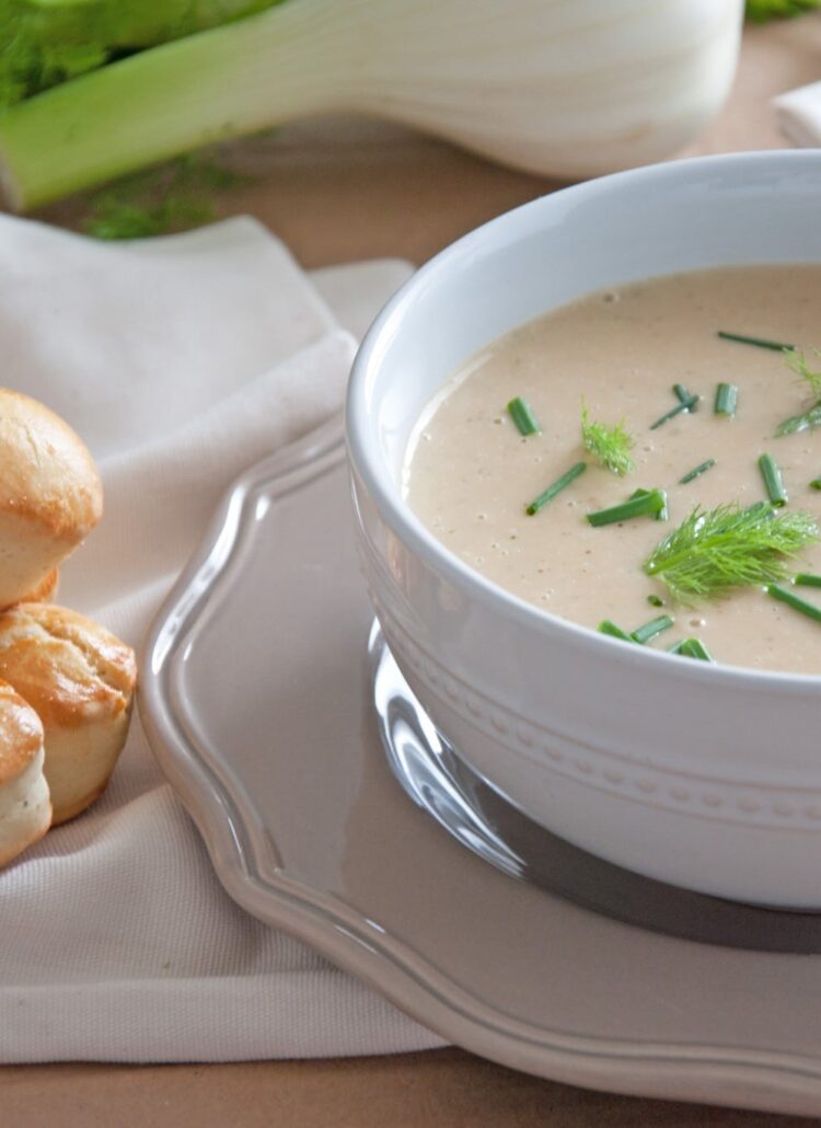Soupe de pommes de terre au fenouil