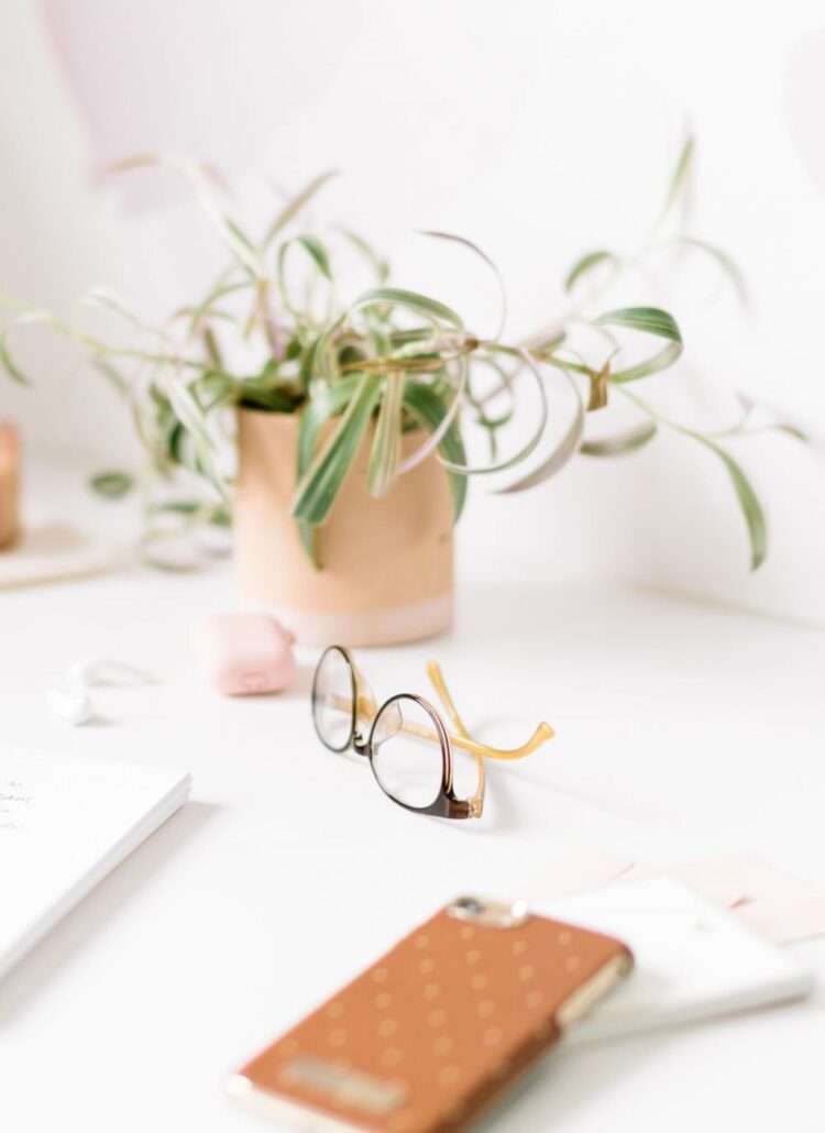 10 Must-Listen Podcasts for Productivity